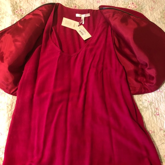 Tops - Picture 2 of 4